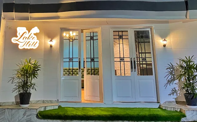 The Lake Hill Hotel - Bhimtal