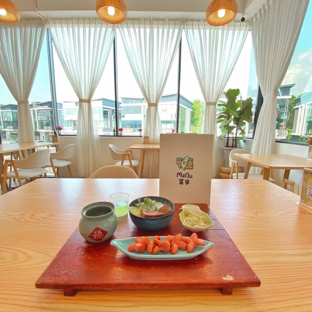 呷饱未 • Tsia̍h-Pá-Buē