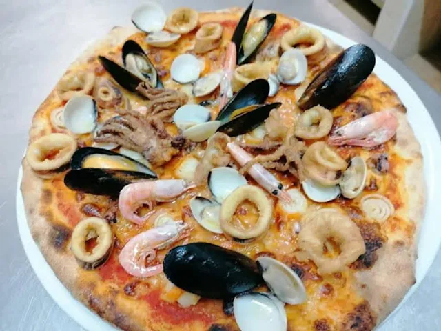 Pizza Cocktail Di Pulina P. E Caddeo S. Snc
