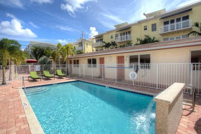 Lauderdale Villas- Suites By The Sea