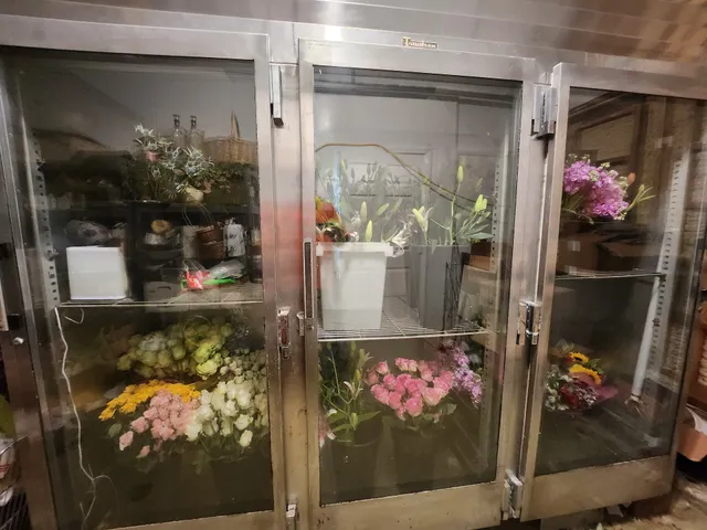 Claire's Garden Market & Florist