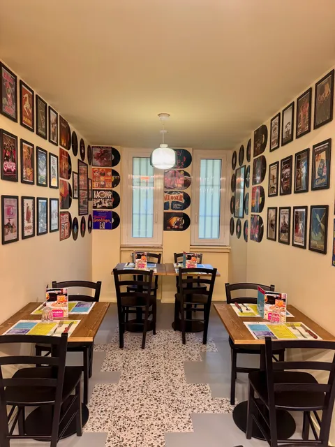 Glory POP (Piazzale Cantore, Milano)