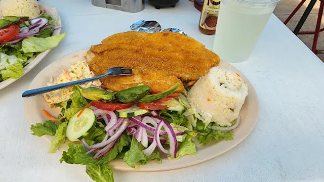 Mariscos Las Hamacas