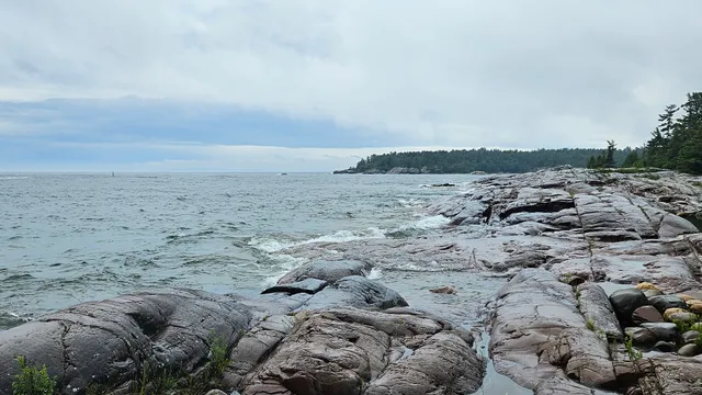 Lighthouse Trail Parking