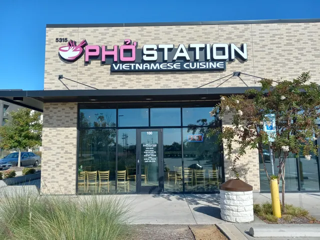 Pho Station