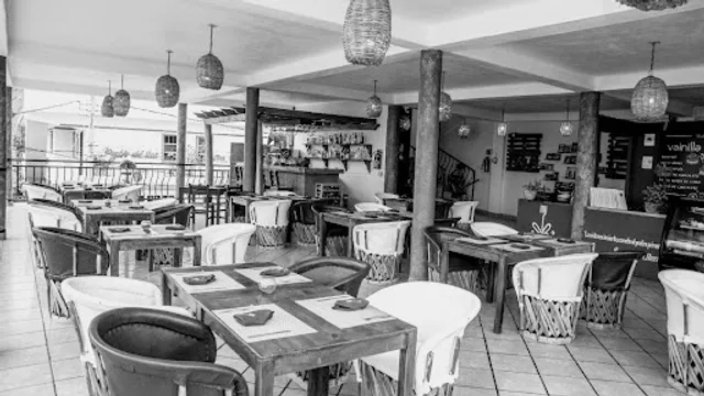 Vainilla Pimienta Bistro Deli