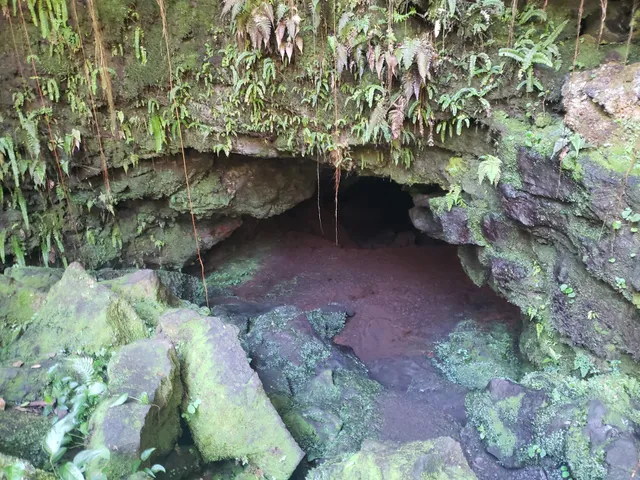 Kaumana Cave