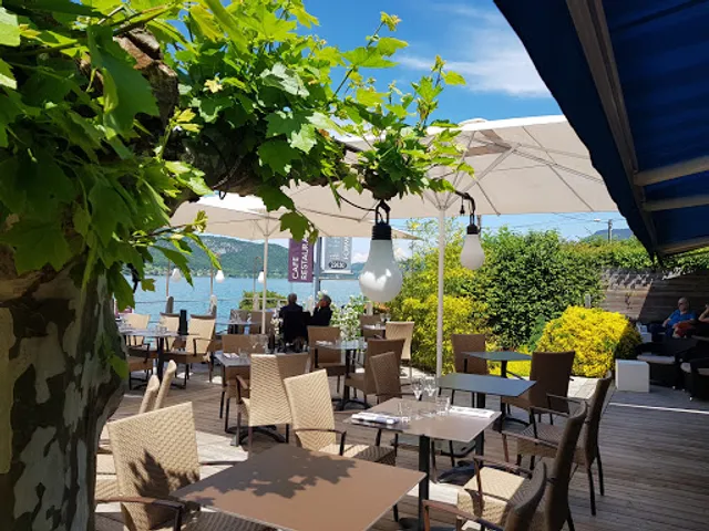 La Cuillère à Omble Café Restaurant