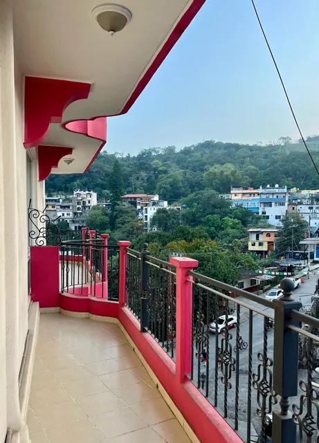 Hotel y Suites Puerta del Cielo