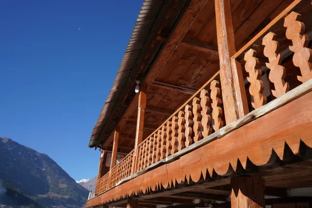 The tibaari riverside