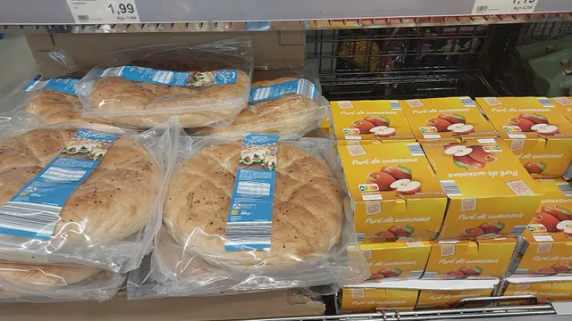 Bella Vista Grocery Store