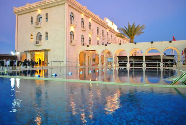 فندق القوات المسلحة الأردنية