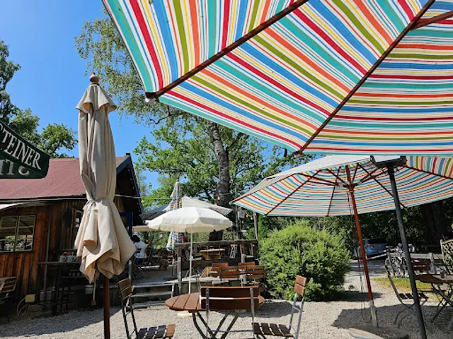 "Wirtshaus zur Hirschauer Bucht" am Chiemsee