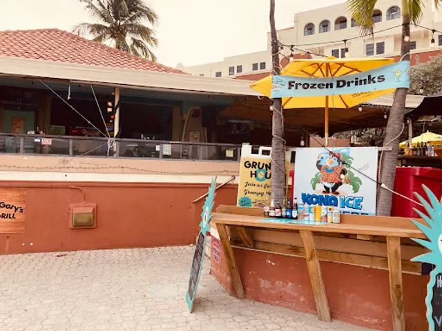 Grumpy Gary's at Dockers