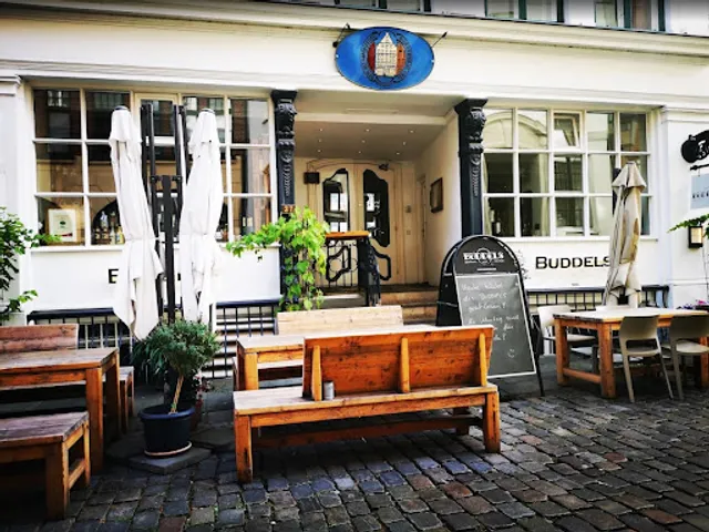 BUDDELS Gasthaus & Weinbar - Hamburg
