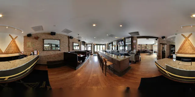 Opart Thai House - West Town