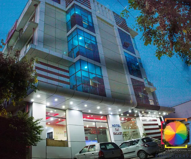 Hotel Taj Galaxy