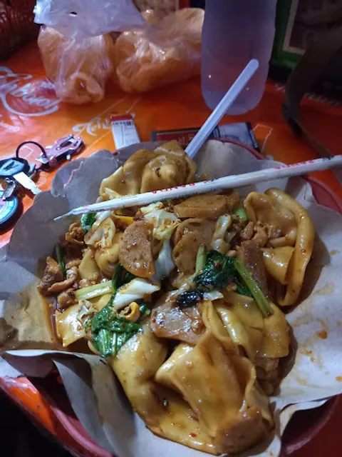 Pangsit Goreng Lek Gino