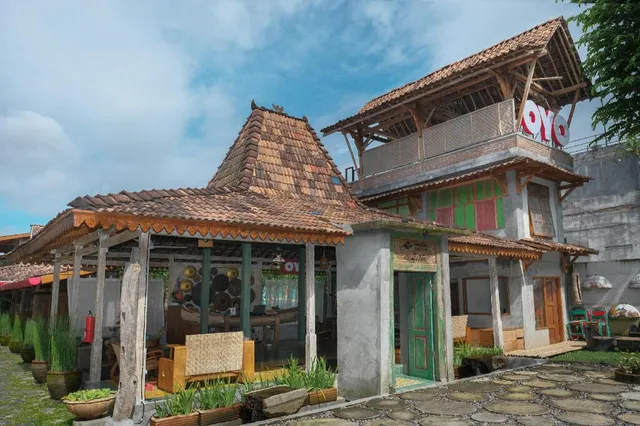 Kampung Lawasan Heritage Cottage