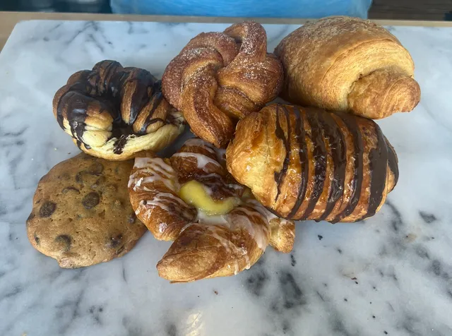 Lulu’s Buns Wholesale Bakery