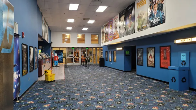 Mansfield Movieplex 8