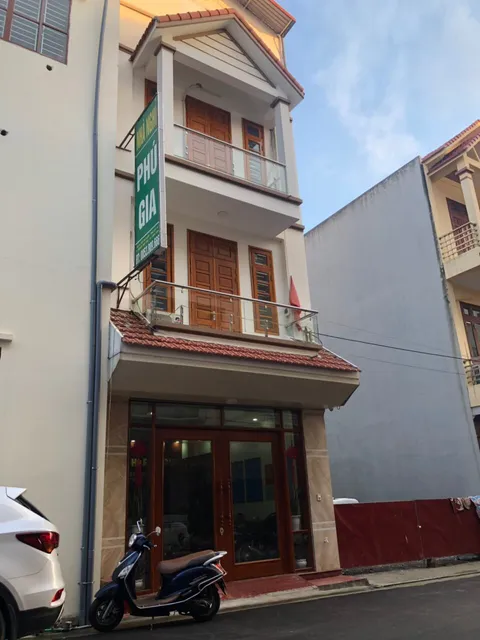 Nhà Nghỉ Phú Gia