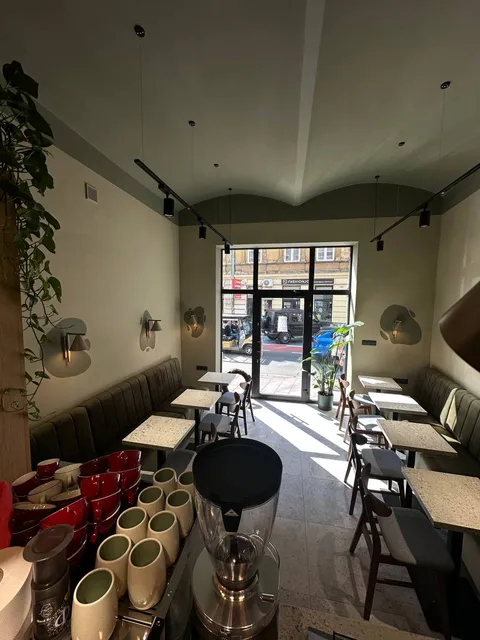 Finca Specialty Coffee & Breakfast