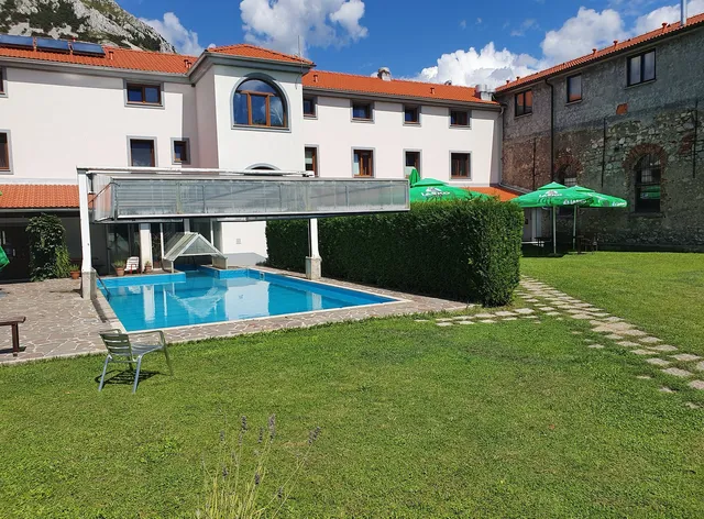 Mirjam podjetje za turistično posredovanje in gostinstvo d.o.o. Razdrto