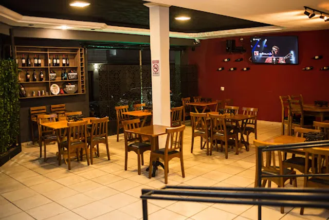 Pepper Pizzaria Artesanal - Pizzaria em Juiz de Fora, MG - Delivery - Massas - Casa de Vinhos - Choperia