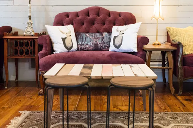 1908 House of Wine & Ale