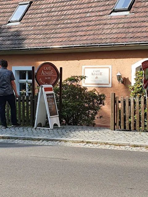 Azalee