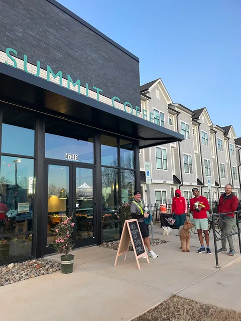 Summit Coffee Highland Creek