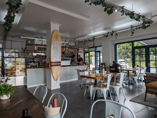 De’Assis Narrabeen