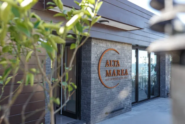 ALTA MAREA Restaurant & Lounge
