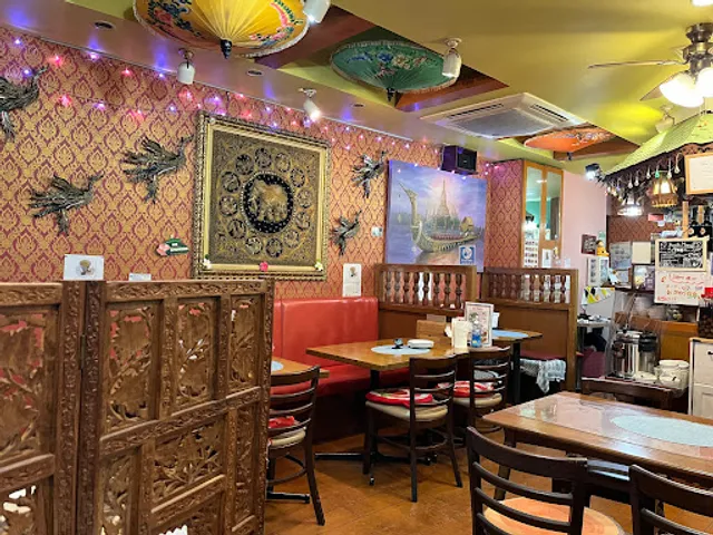 Thai Food Krungthep Main Store