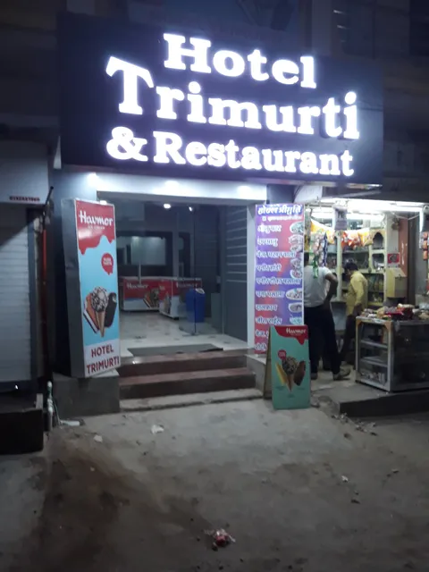 hotel trimurti