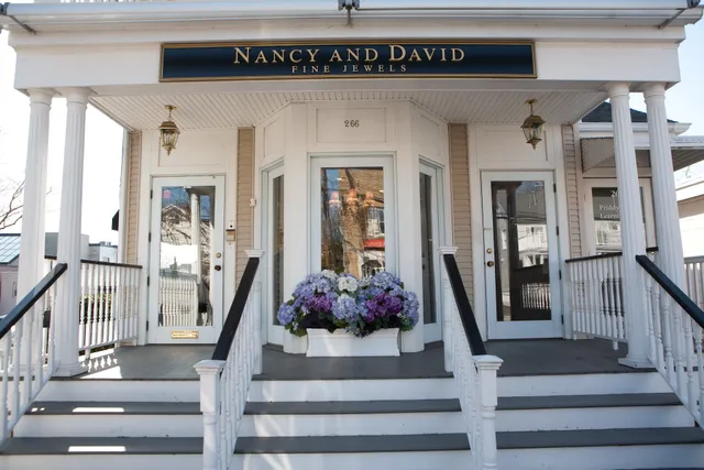 Nancy and David Fine Jewels