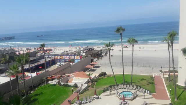 Oceana Condominios rental