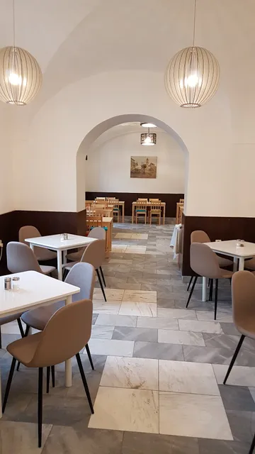 OLINKA reštaurácia