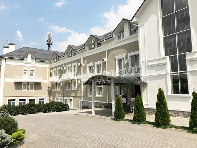 Готельно-ресторанний комплекс "СВ"