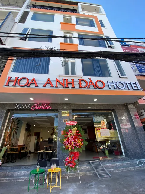 Hoa Anh Dao Hotel