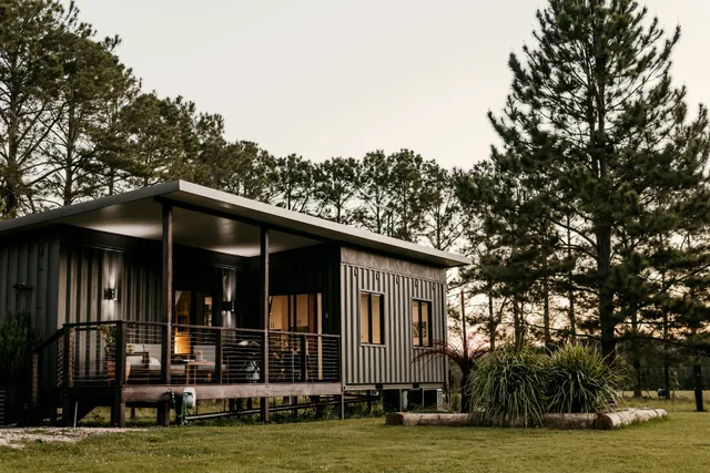 Contained In Nimbin Accommodation