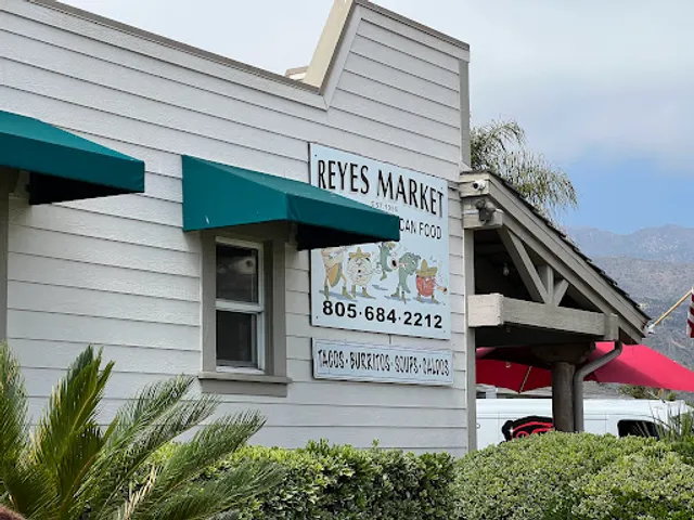 Reyes Market