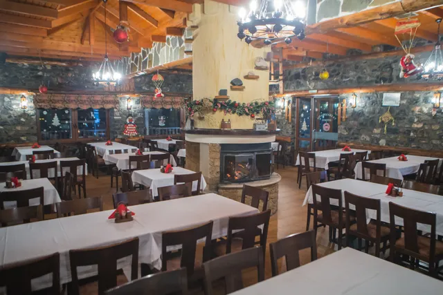 Taverna Ta Skalopatia