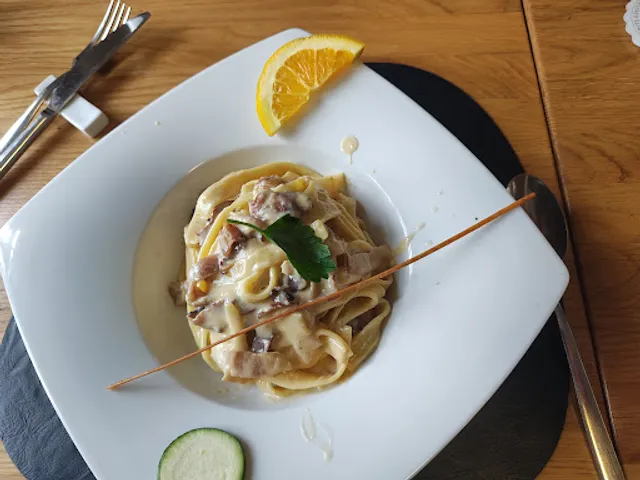 Zur Sonne, da Aurelio e Maria