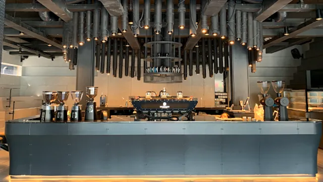 Bottomless Flagship Store