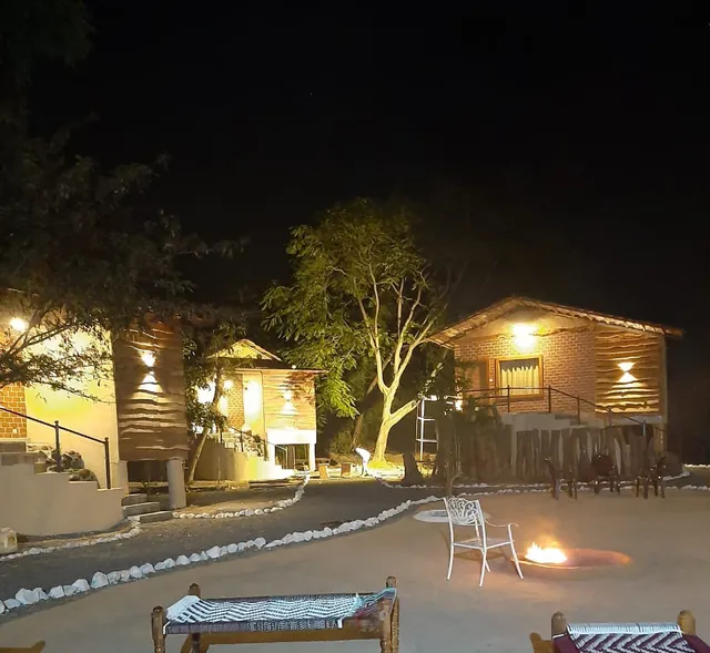 Aarany Jungle Resort & Adventure - The Highway Treat