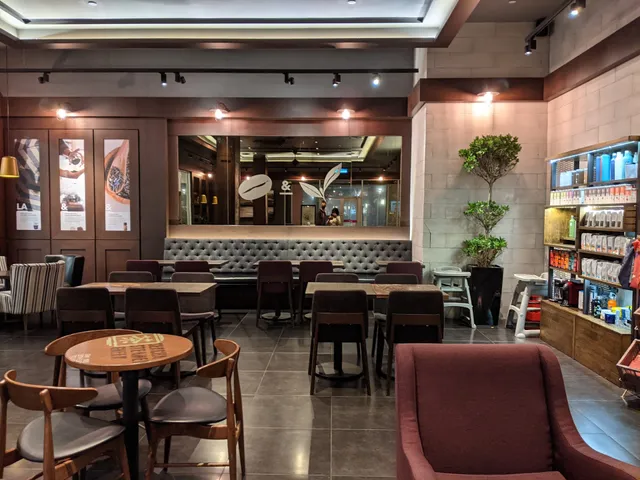 The Coffee Bean & Tea Leaf