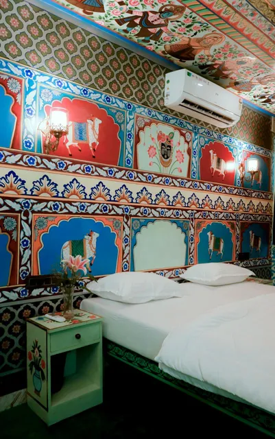 Island Tower Guesthouse and Restaurant | Hotels in Udaipur | Guest House in Udaipur