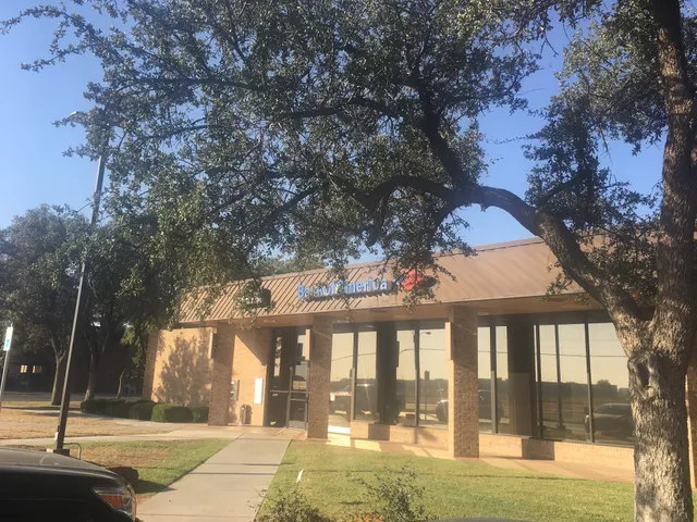 Bank of America (with Drive-thru ATM)